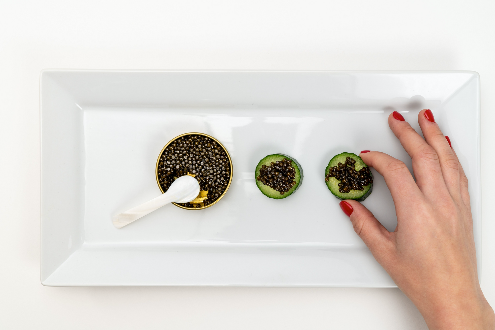 Dégustation de caviar Sherazad sur concombre